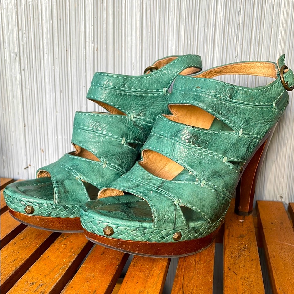 Frye Dara Teal Leather Heels